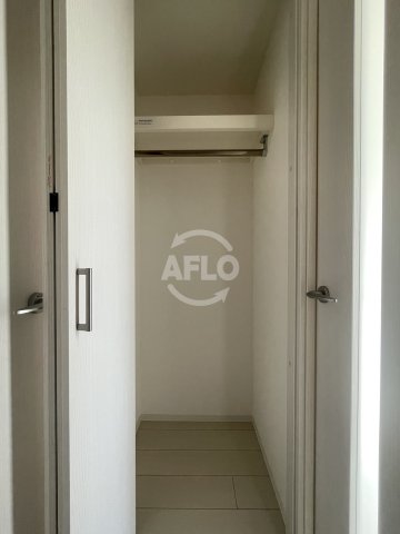 収納　アドバンス大阪ルーチェ　クローゼット