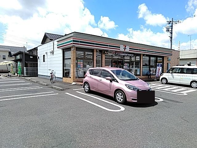 コンビニ　セブン-イレブン 壬生おもちゃのまち店（コンビニ）まで4617m