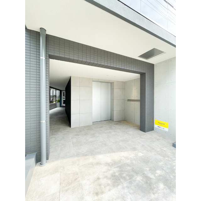 エントランス　建物の内部です