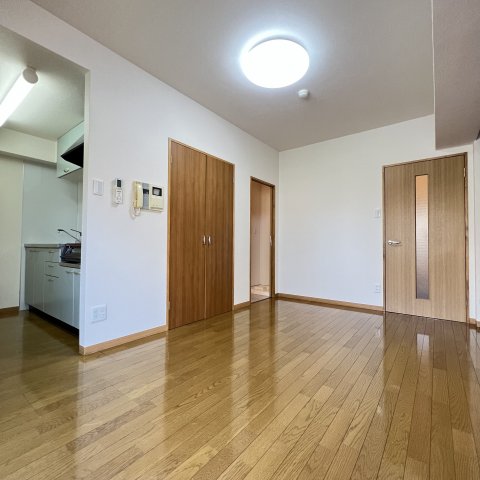 居室・リビング　同仕様タイプです