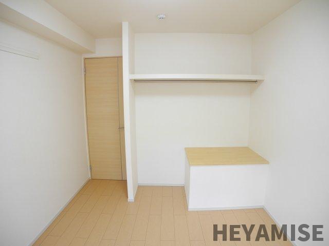 収納　※反転間取りの別のお部屋の写真です※