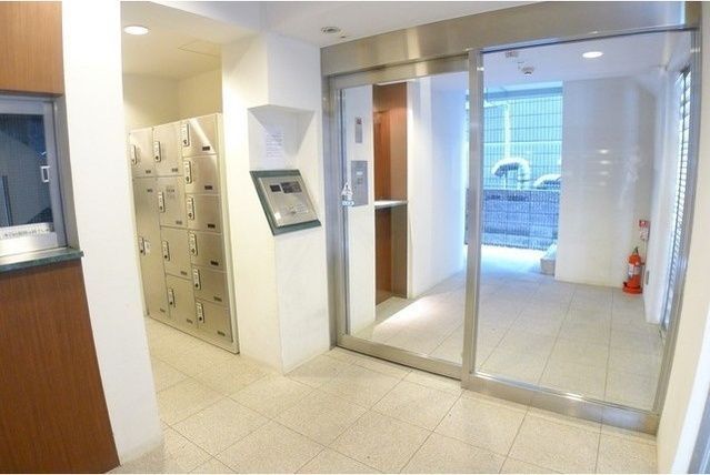 エントランス　防犯面もばっちりです！