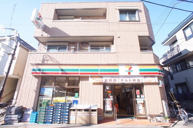 コンビニ　セブンイレブン杉並久我山3丁目店（コンビニ）まで439m