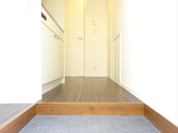 玄関　明るい玄関です