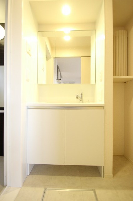 洗面設備　同物件別室です