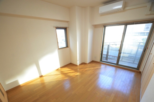 居室・リビング　エアコン付きで初期費用を抑えられます♪
