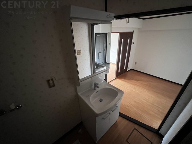 洗面設備　独立洗面化粧台付きでおすすめです！