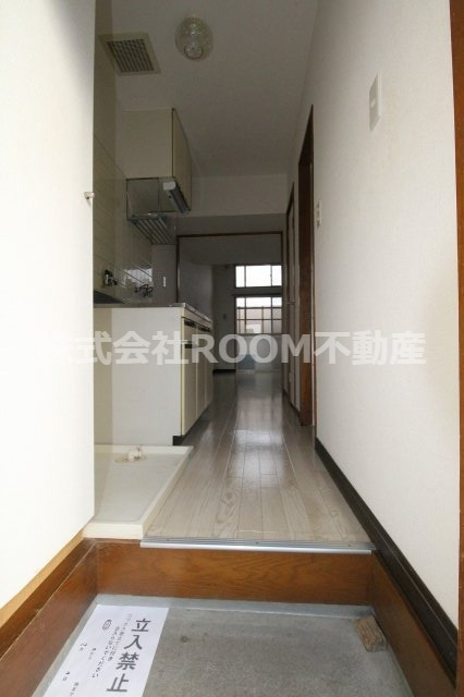 その他部屋・スペース　収納もある玄関です