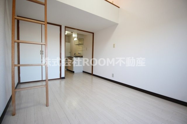 居室・リビング　使いやすい居間です