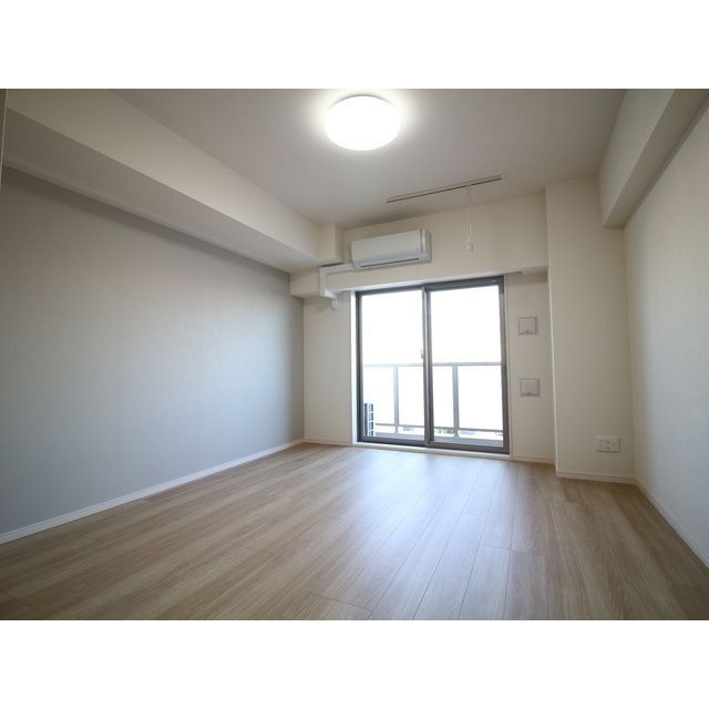 居室・リビング　プレール・ドゥーク上中里　北区上中里2