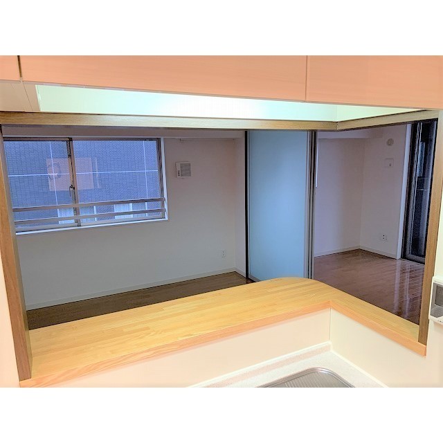 居室・リビング　※別部屋参考写真