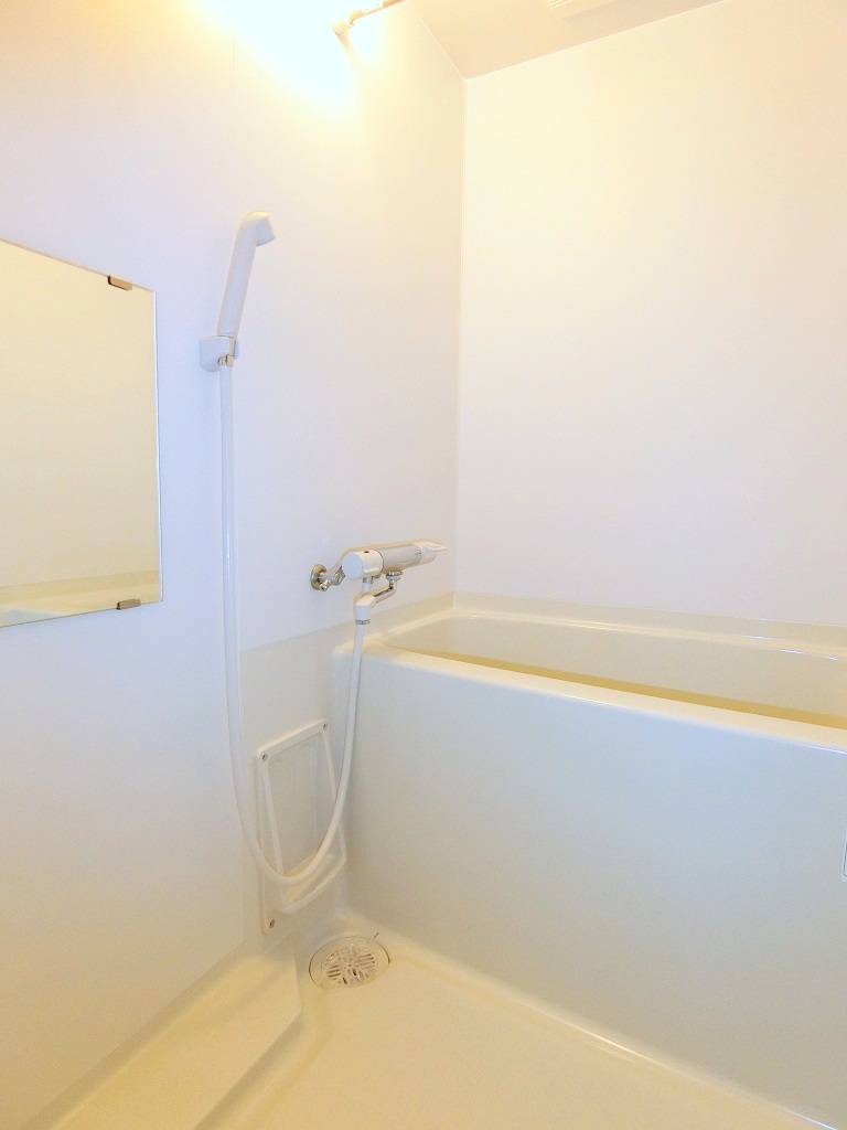 バス・シャワールーム　☆浴室乾燥機付き☆