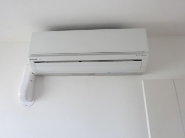 その他設備　エアコン１基付いています