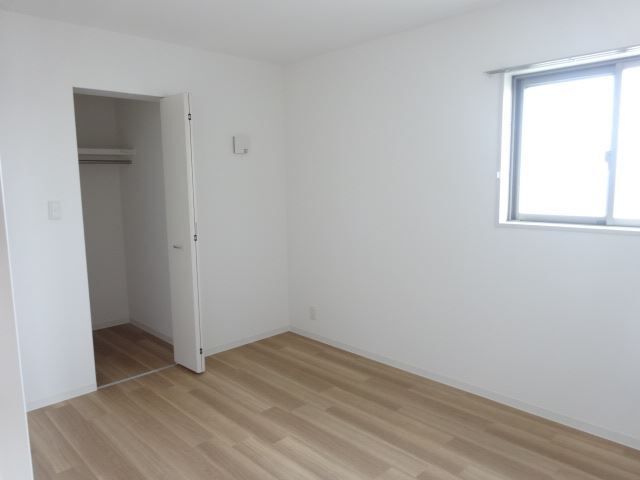 収納　北側の洋間です