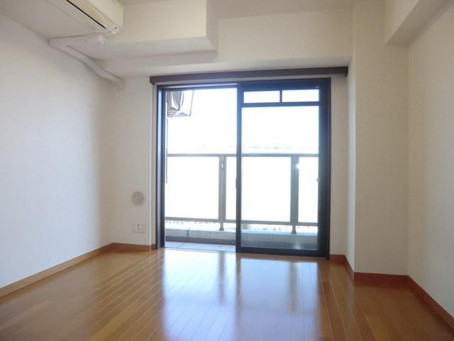 居室・リビング　エアコン完備