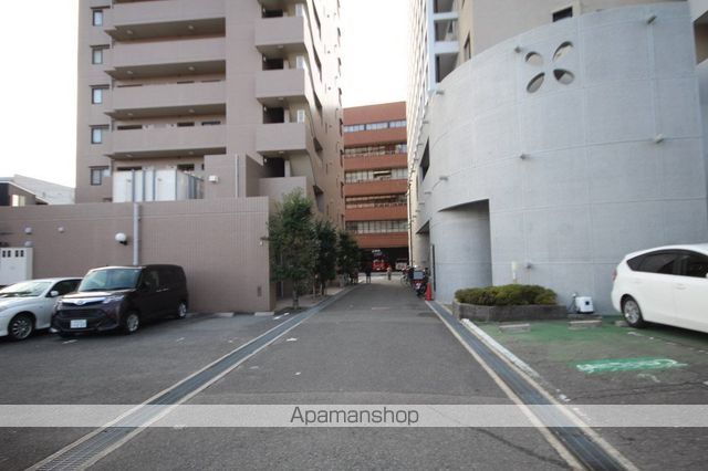 小学校　桜塚小学校（小学校）まで108m