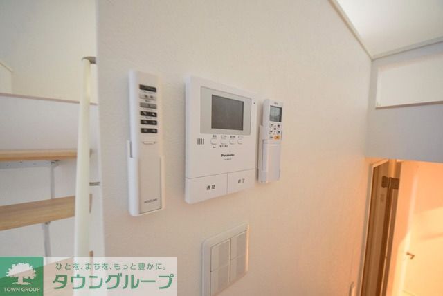 セキュリティ　来訪者はモニターでチェック