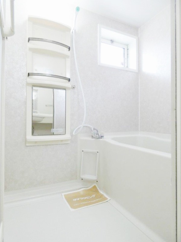 バス・シャワールーム　図面と現状に相違がある場合には現状を優先