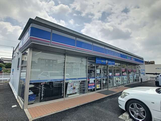 コンビニ　ローソン（コンビニ）まで351m