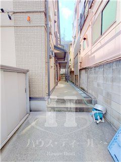 エントランス　エントランス