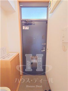 玄関　別号室参考写真です