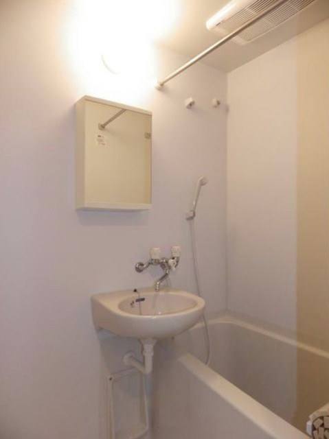 バス・シャワールーム　バスルーム