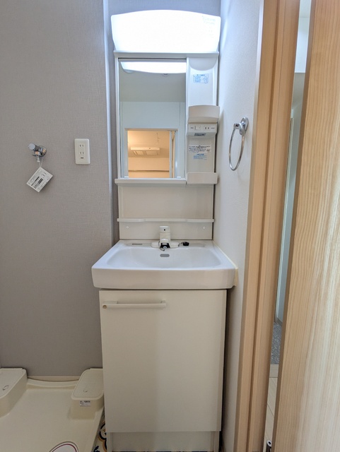 洗面設備　洗面化粧台※同タイプ参考写真