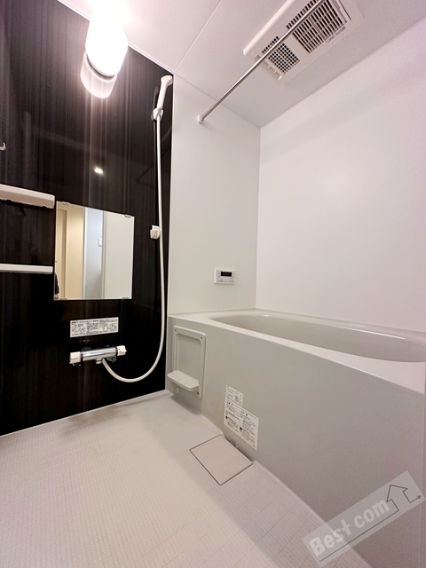 バス・シャワールーム　追い焚き付で寒い日も温まります♪