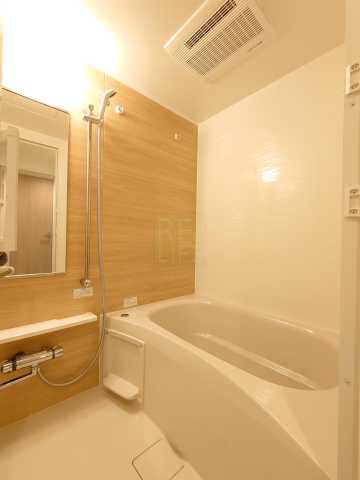 バス・シャワールーム　ハレマカニ御苑