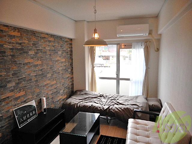 その他部屋・スペース　窓からの光が入って明るいお部屋です！