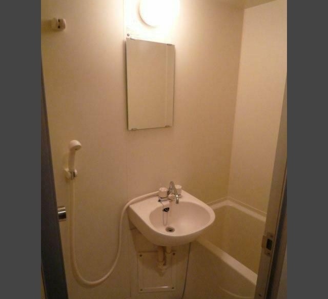 バス・シャワールーム　バスルーム