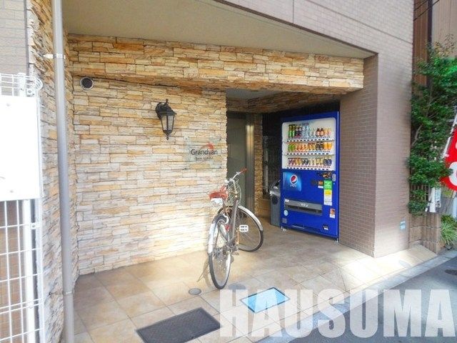 エントランス　エントランス