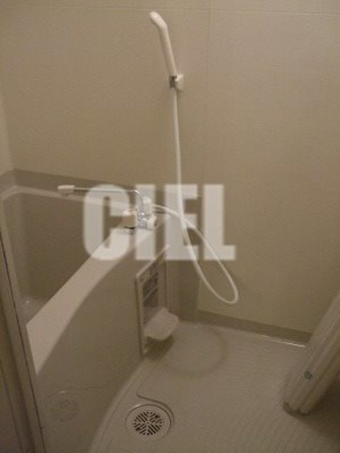 バス・シャワールーム　バスルーム