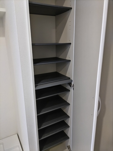 玄関　シューズボックス※同タイプ参考写真