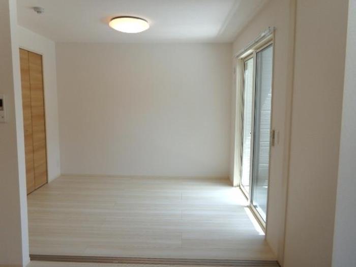 その他部屋・スペース　寝室にも最適な洋室5.2帖♪