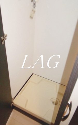 その他設備　室内洗濯機置場になります。