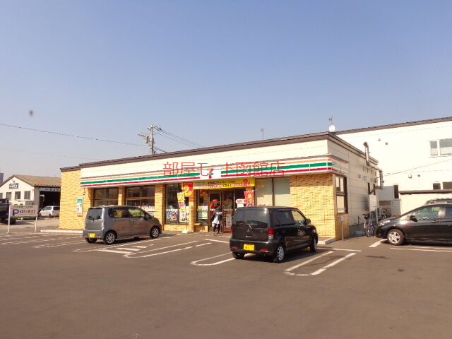 コンビニ　セブンイレブン函館五稜郭機関区前店（コンビニ）まで478m