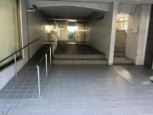 エントランス　エントランス