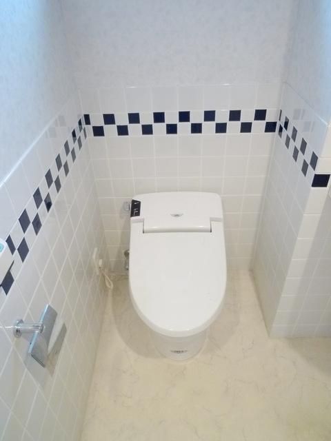 トイレ　★タンクレス★