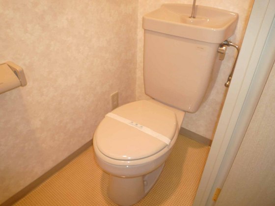 トイレ　※別部屋の写真です