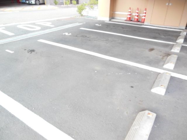 駐車場　★駐車場です★