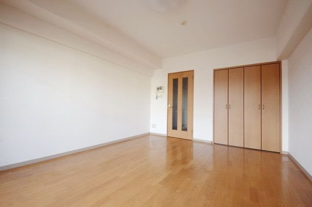 その他部屋・スペース　★つやのあるフローリング★