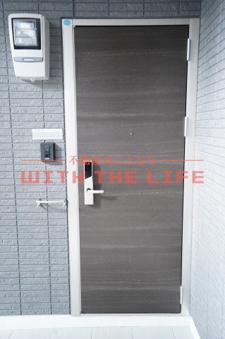 エントランス　ゆとりのあるエントランスです