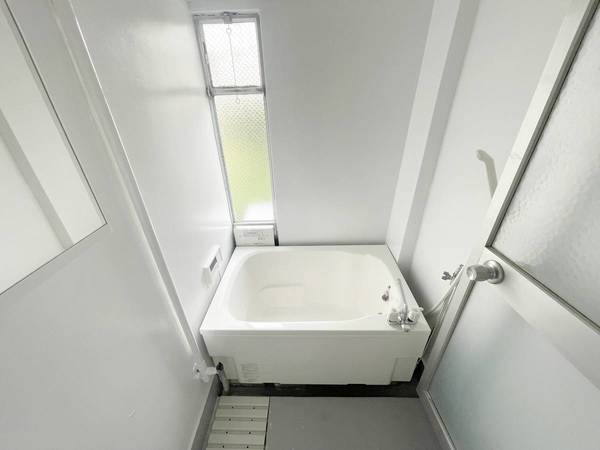 バス・シャワールーム　ビレッジハウスの同一物件・同一タイプの間取りの写真です