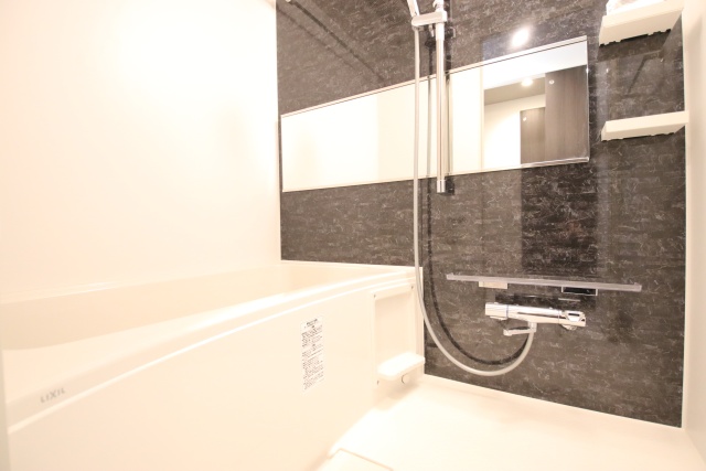 バス・シャワールーム　※別室の参考写真の為、現況優先です。