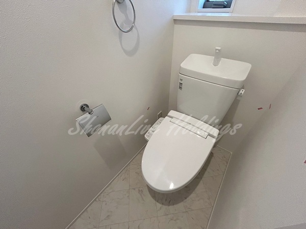 トイレ　清潔感のあるトイレです