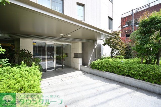 エントランス　エントランス