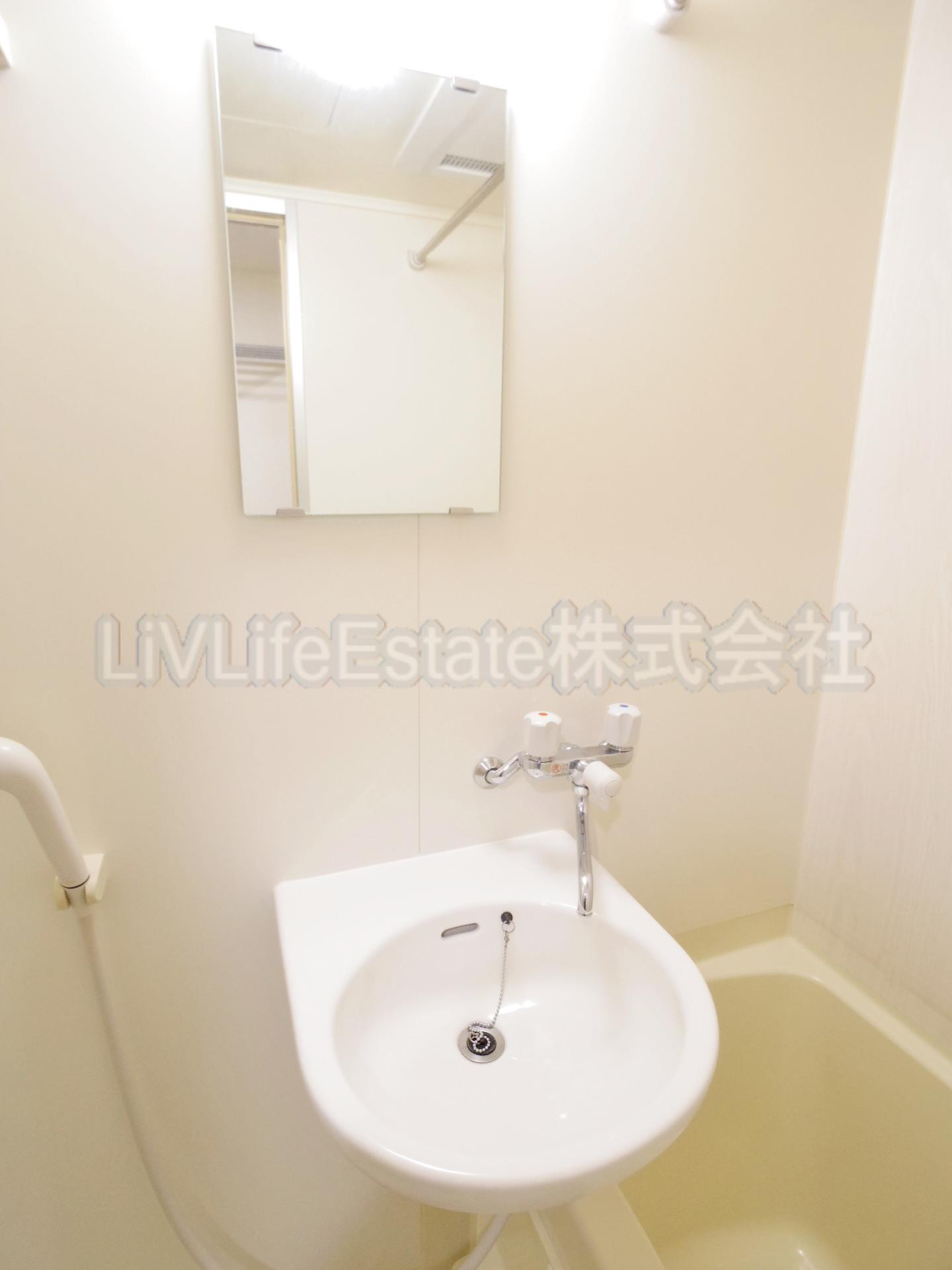 洗面設備　同仕様写真