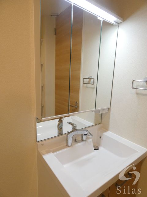 洗面設備　同仕様