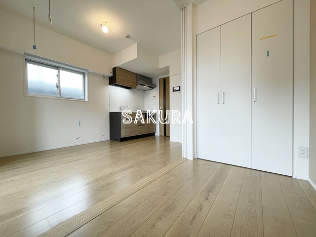 居室・リビング　使いやすい形の為、レイアウトを楽しめます♪